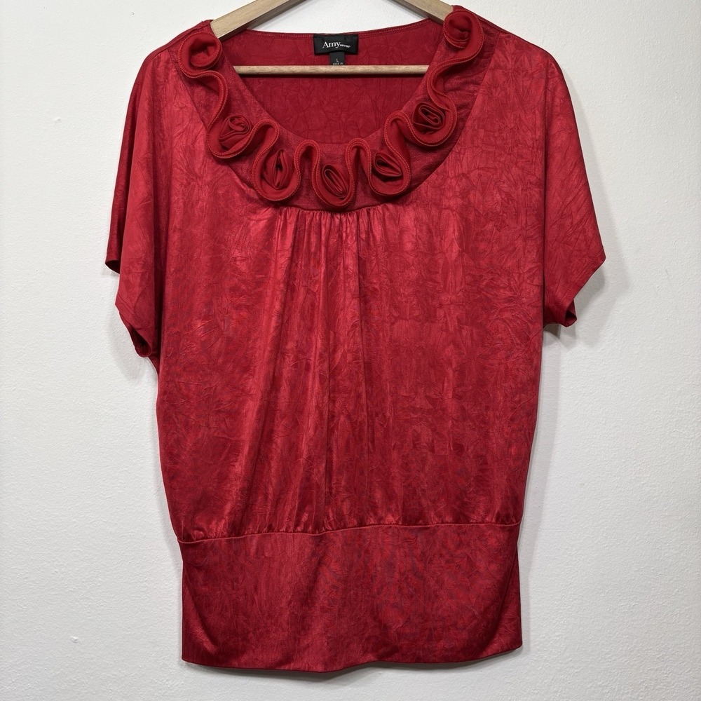 Amywear Top Womens Large Red Rosette Neck Ruched Draped Romantic‎